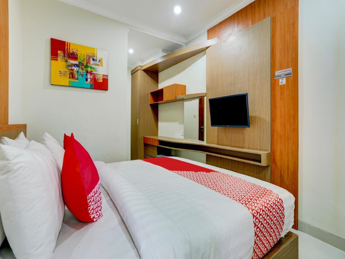 Super Oyo Capital O 90291 Vin Stay Petanu Pesanggaran Exterior foto